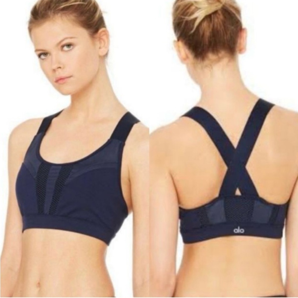 Alo yoga equalize bra size M navy